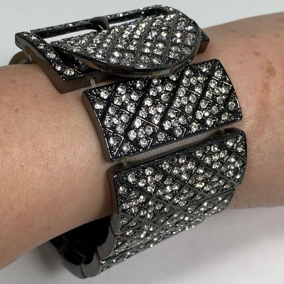 Joan Rivers Bracelet Stretch Black Rhinestones Buckle Marked - Picture 4 of 11